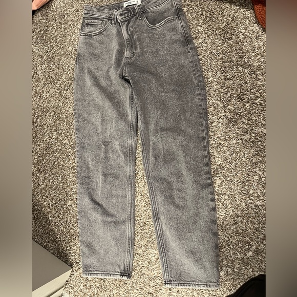 The Abercrombie & Fitch The Mom High Rise - Picture 1 of 1